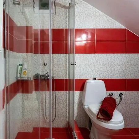 Joan's كالاماتا